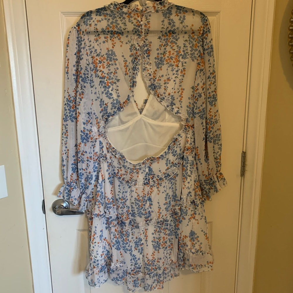 V Neck Long Sleeve Open Back Printed Mini Dress - Picture 8 of 8